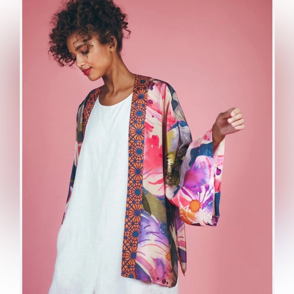 Powder Orchid and Iris Kimono Jacket Cover Up Bohemian Artsy One Size NWT - Picture 2 of 15